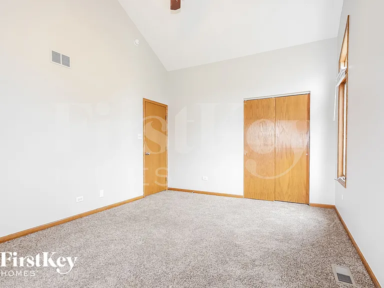 1119 Karen Dr — Photo 8