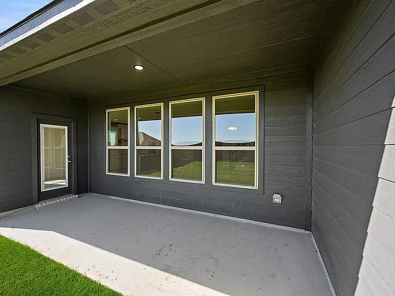 232 Restoration Ave — Photo 25