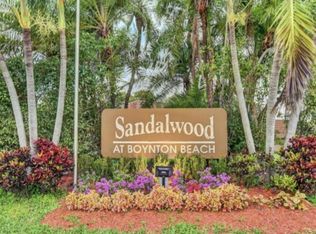 216 Live Oak Ln, Boynton Beach, FL 33436