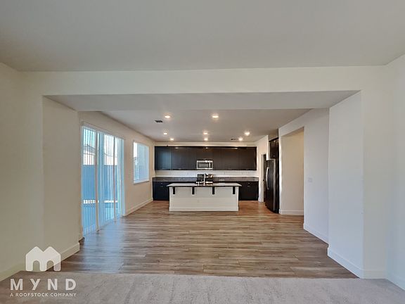 3rd image of 2062 Maradona Dr