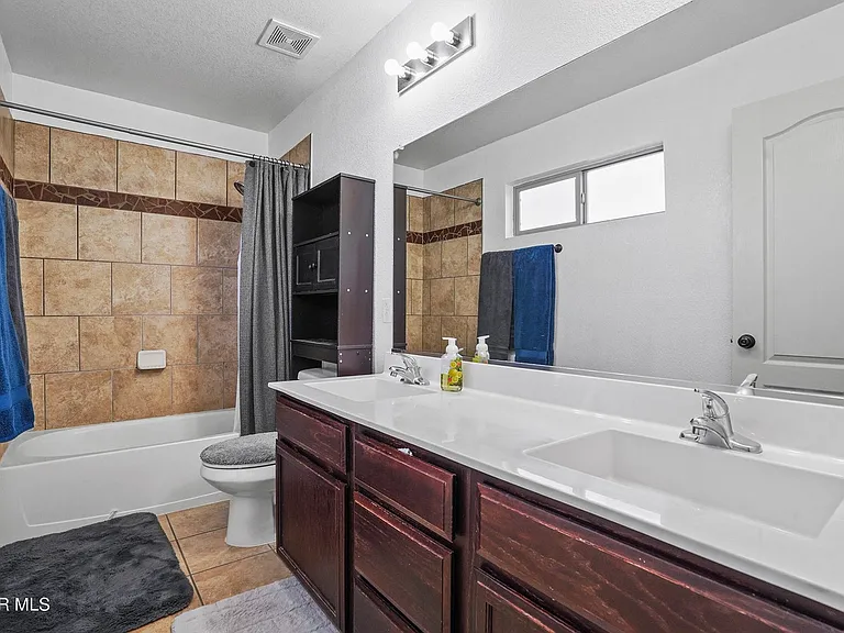 7045 Eagle Nest Ct — Photo 18