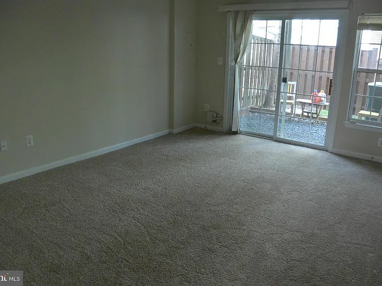 5302 Chieftain Cir — Photo 15
