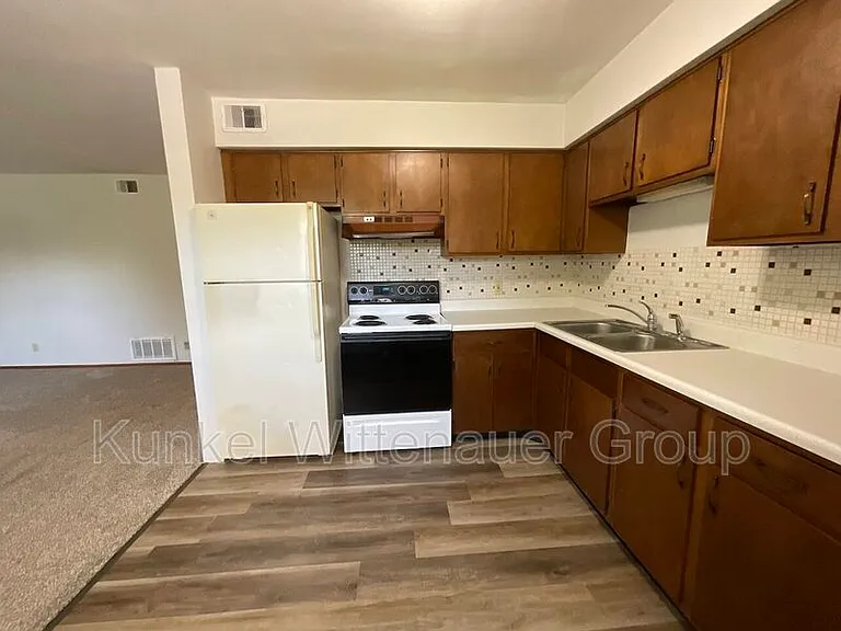 522 N 38th St #C — Photo 7