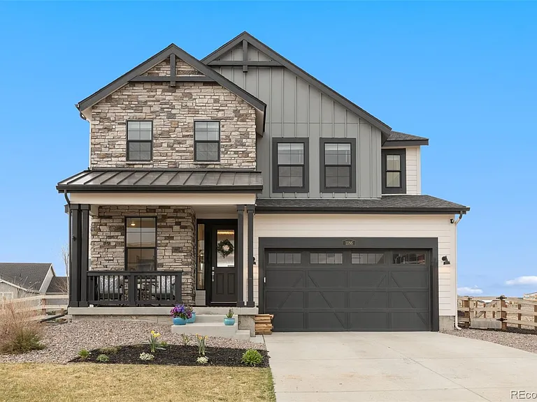 1186 Elbridge Dr — Photo 1