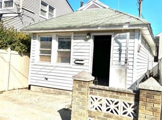 31 Topping St, Staten Island, NY