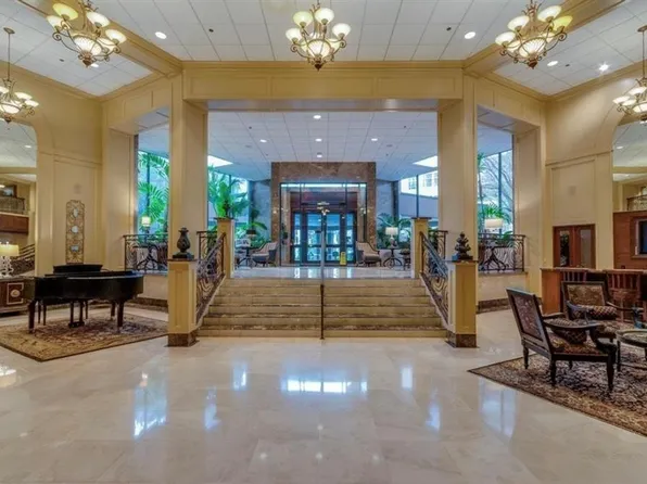 3525 Sage Rd APT 504, Houston, TX 77056