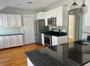 25 Seymour St #3, Roslindale, MA 02131