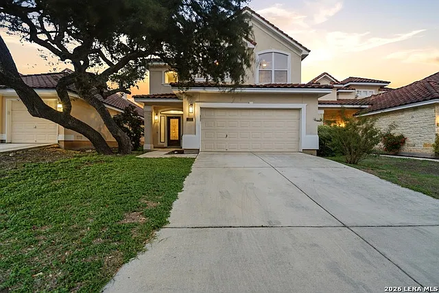3 bed, 2.5 bath, 1955 sqft, $2,600 — Photo 2