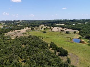 950 School House Rd, Forestburg, TX 76239