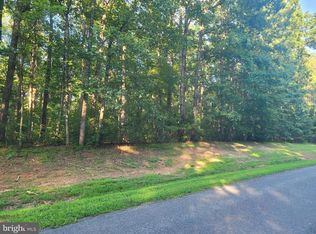 20 & 21 Harness Ln, Louisa, VA 23093