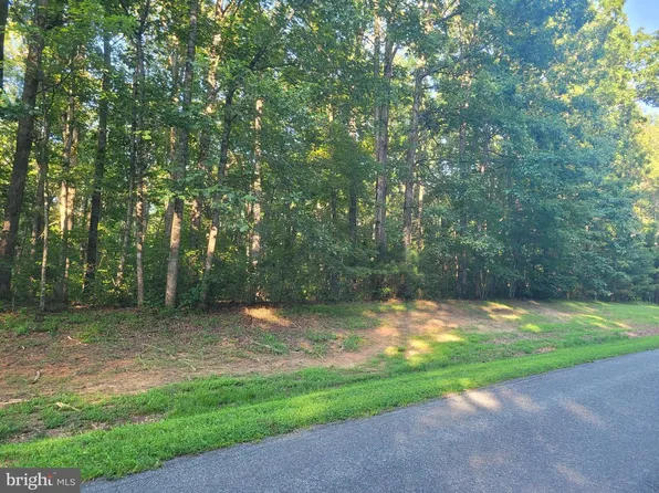 20 & 21 Harness Ln, Louisa, VA 23093