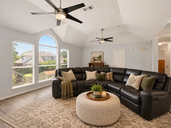 2112 Loon Lake Rd, Denton, TX 76210
