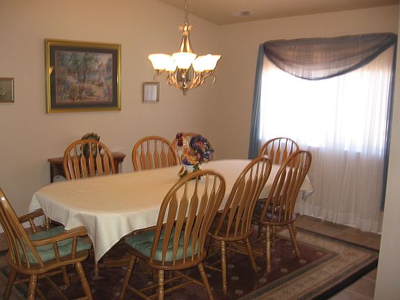 Spacious Dining Rm