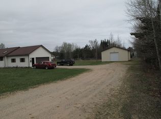 11105 E 34th Rd, Cadillac, MI 49601