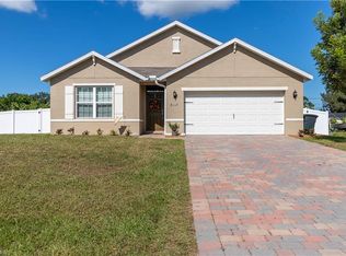 8117 Sandpiper Rd, Fort Myers, FL 33967