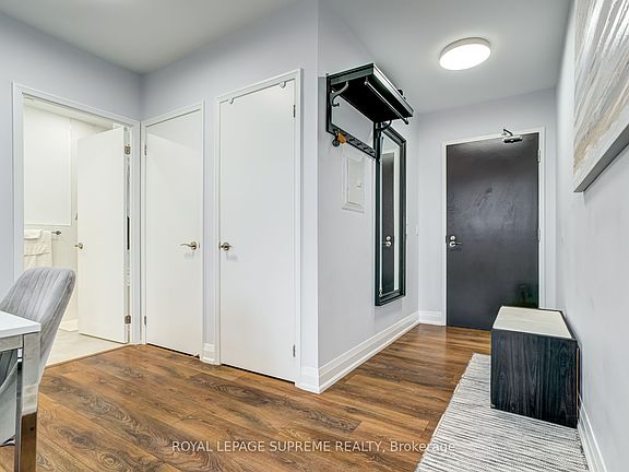 4th image of 9 Valhalla Inn Rd Unit 302