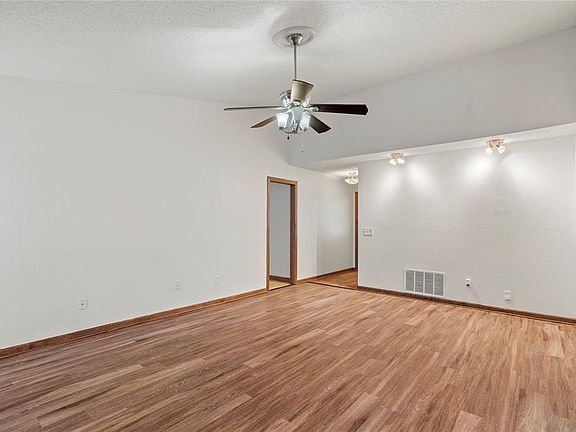 5th image of 726 N Ludy Way