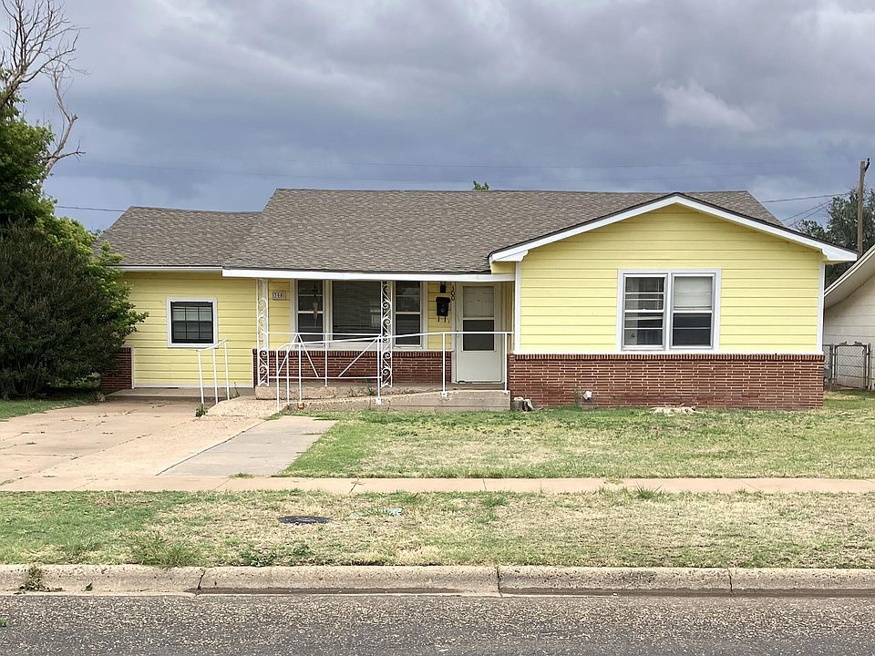 1st image of 300 Juanita St