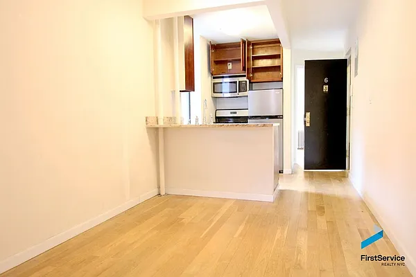 Rented by FirstService Realty (legacy) | media 24