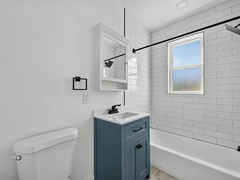 1140 Ashland St #D — Photo 19