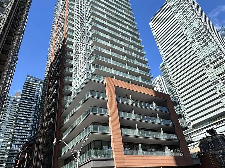 8 Mercer St #1503 — Photo 1