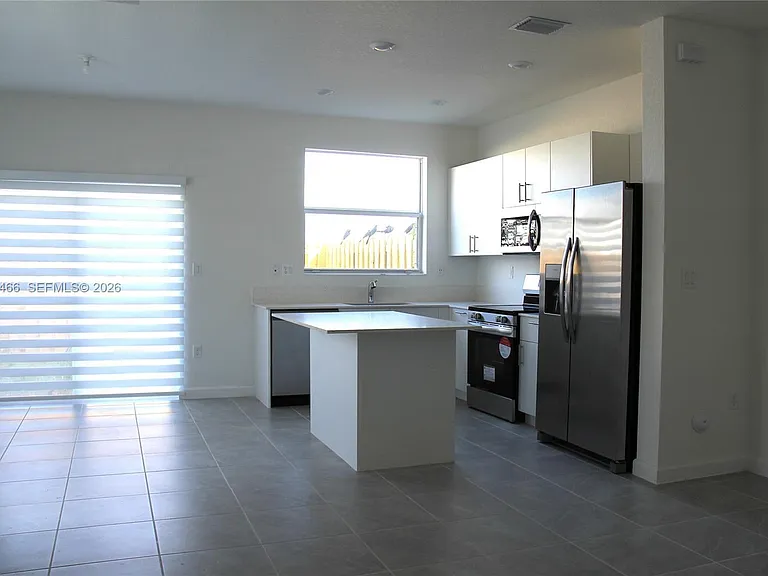 2617 SE 28th Dr #2617 — Photo 6