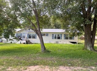180 Sandy Ln S, Livingston, TX 77351