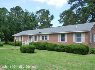 528 Larkspur Rd, Kinston, NC 28501
