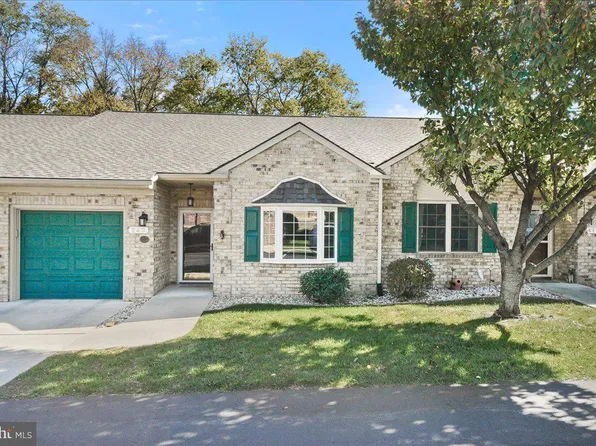 343 Sunbrook Ln #108, Hagerstown, MD 21742