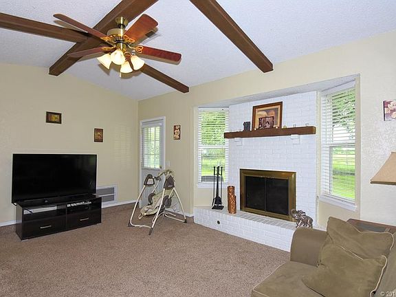 3rd image of 641 E 133rd Pl