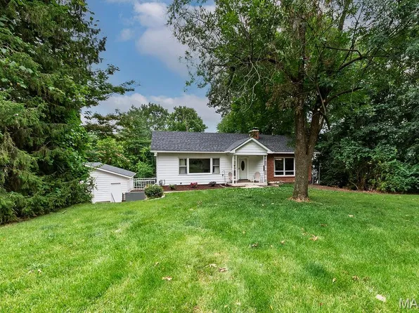 1216 Miller Rd, Imperial, MO 63052