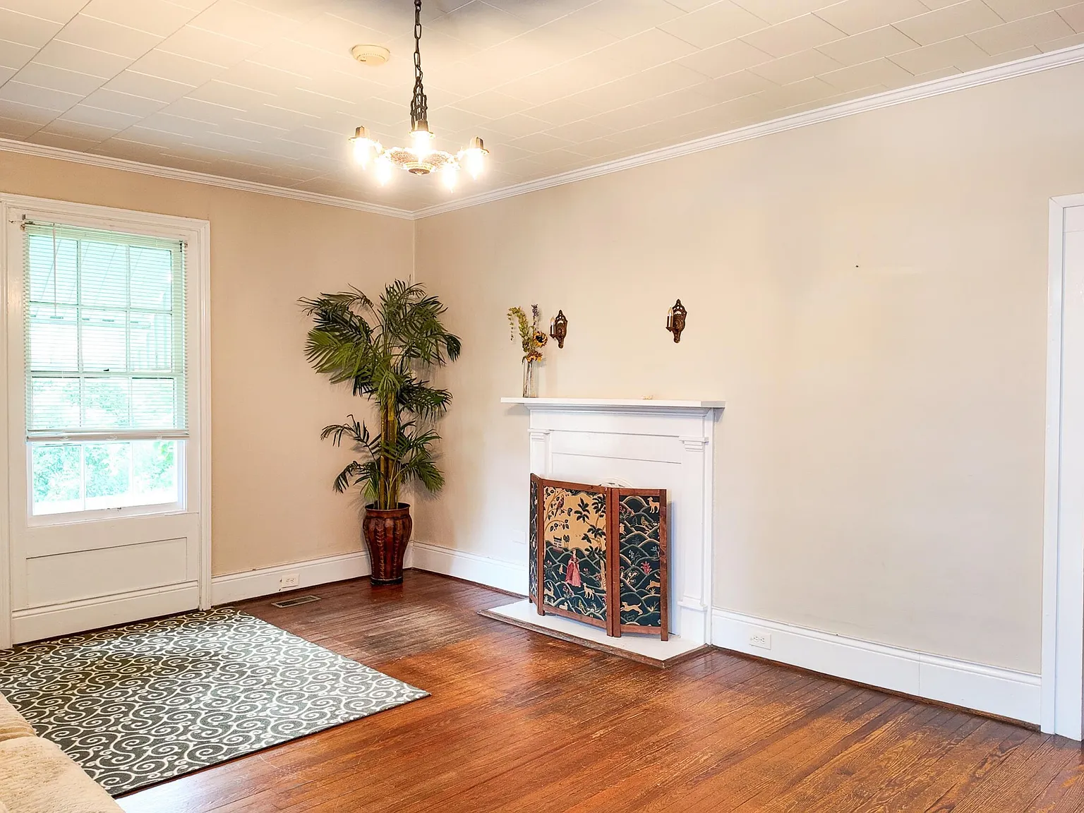 3 bed, 2.0 bath, $1,500 — Photo 4