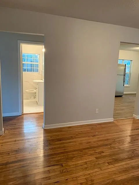 2 bed, 950 sqft, $1,150 — Photo 4