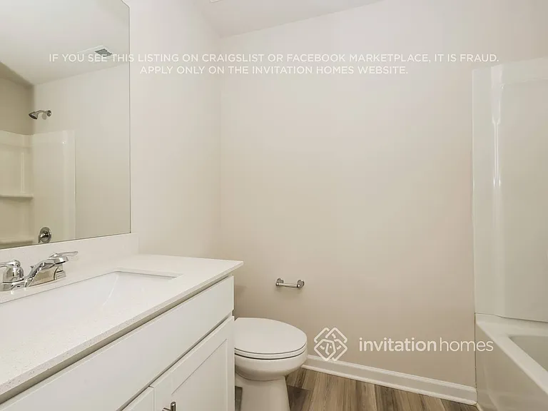 1011 Legacy Ct — Photo 15