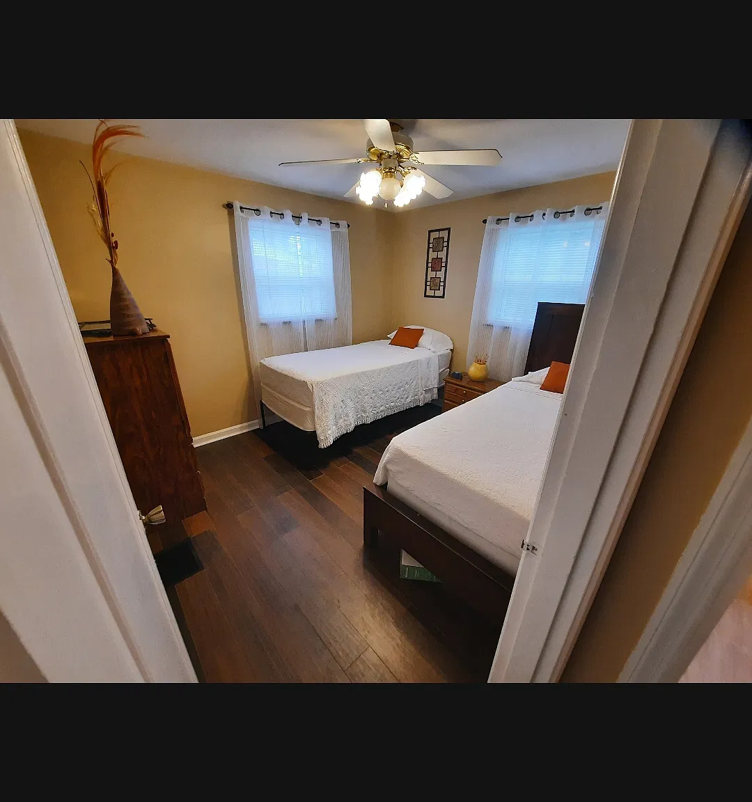 3 bed, 1750 sqft, $1,800 — Photo 2