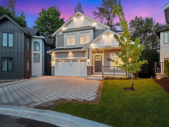 3rd image of 35133 Christina Pl #4
