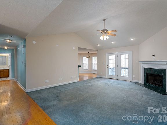 5th image of 462 Cress Loop Rd