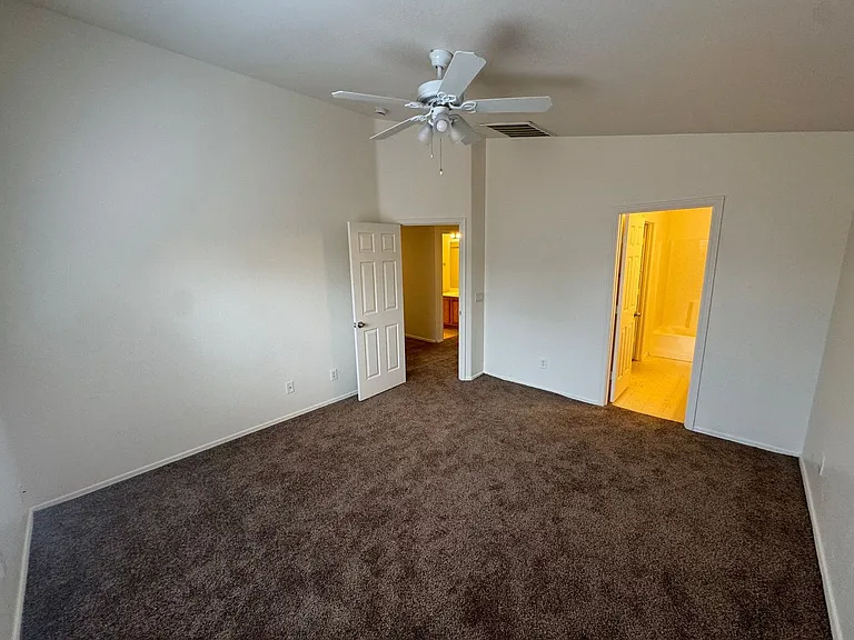 1225 W Darrel Rd — Photo 13