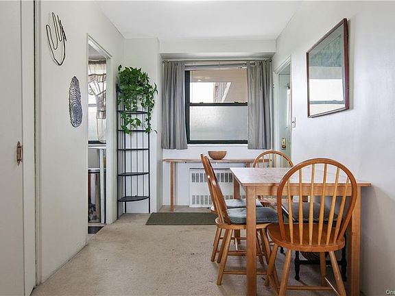 2nd image of 4705 Henry Hudson Pkwy W APT 10B