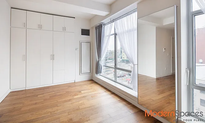 Sold by Modern Spaces | media 3