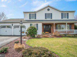 8 Sna Ln, Mechanicsburg, PA 17055