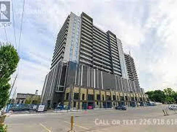 50 Grand Ave S #606, Cambridge, ON N1S 0C2