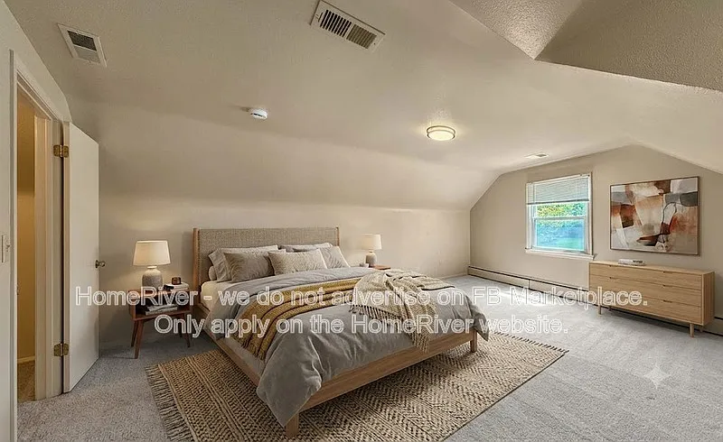 2 bed, 1.0 bath, $1,550 — Photo 4
