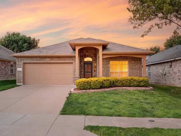 8255 Clark Springs Dr, Dallas, TX 75236