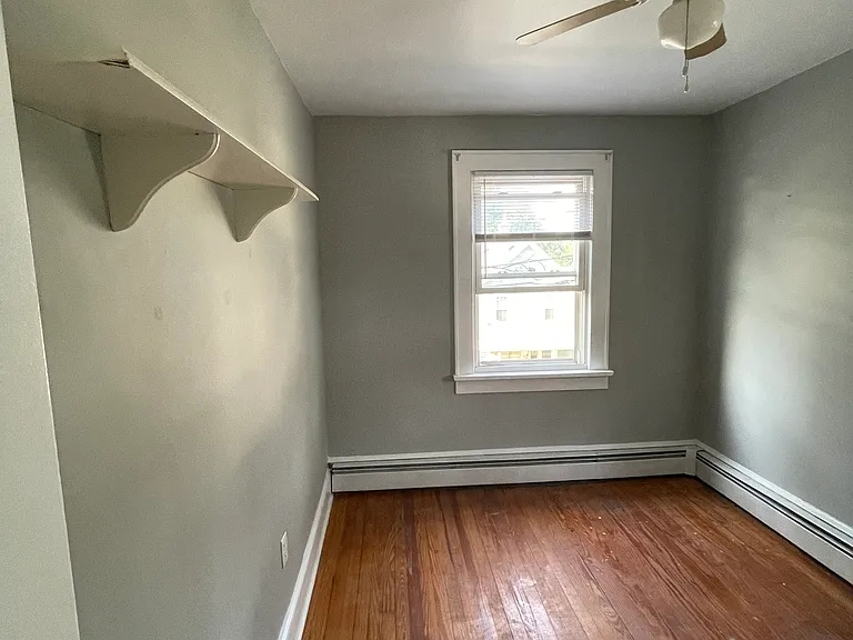14 Hart St — Photo 17