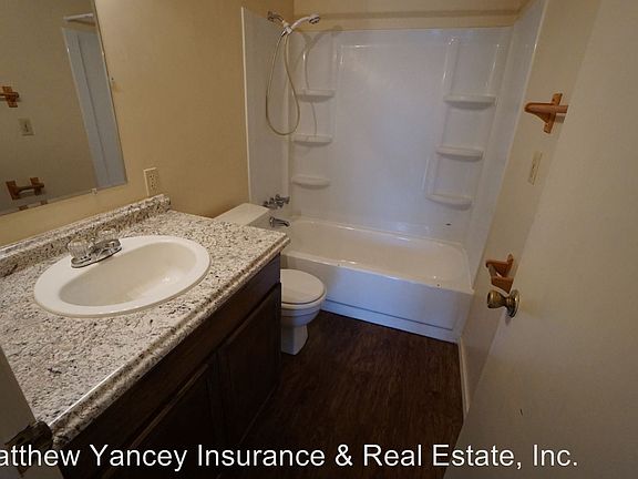 3rd image of 101B Grand Ave