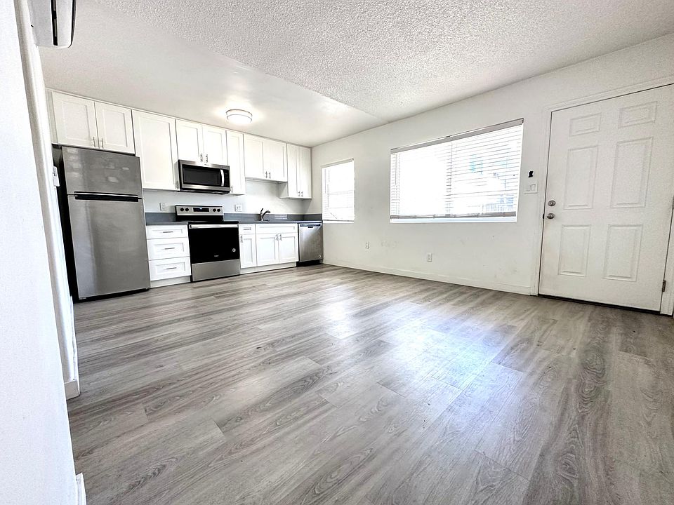 1st image of 2275 Grand Ave #14