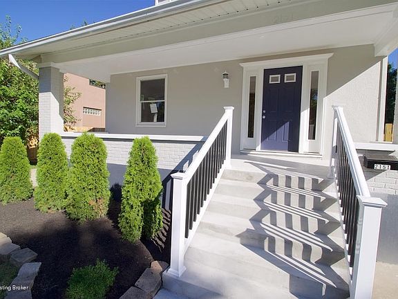 2151 Gladstone Ave 5