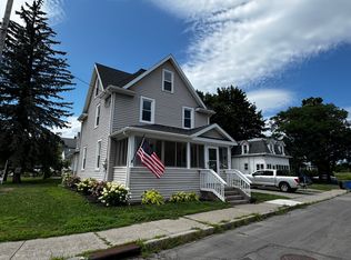 111 S Lincoln Rd, East Rochester, NY 14445