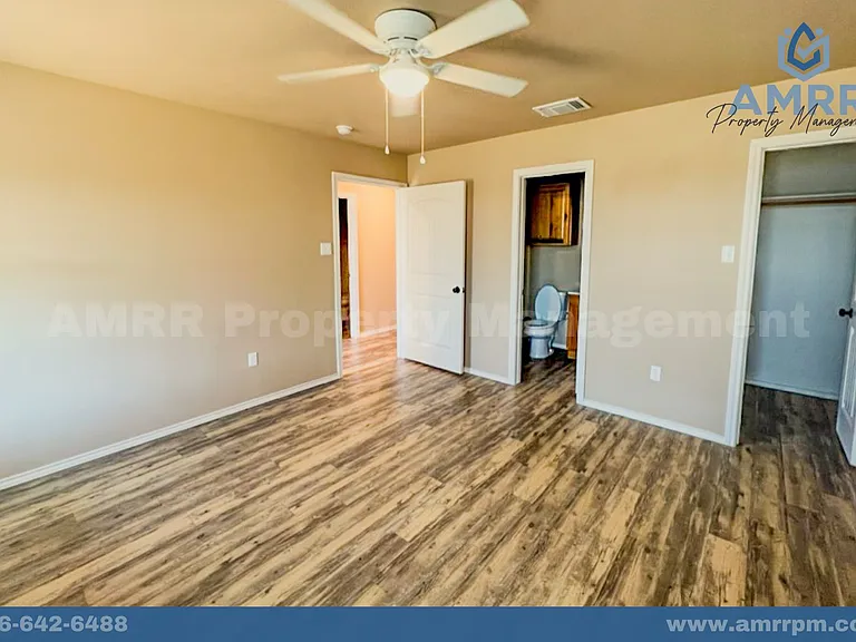 2608 N Avenue P — Photo 12